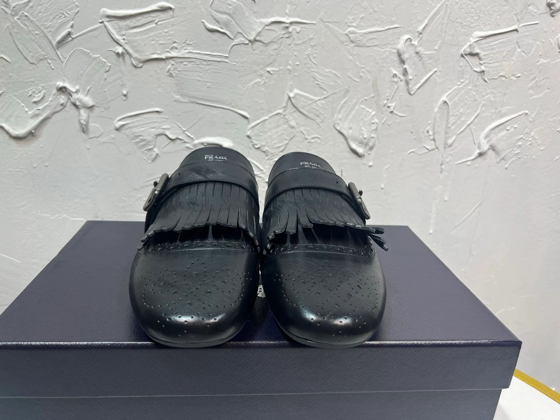 P780 prada derby2025 spring and autumn latest Prada slip-on retro men's Muleto shoes, Shuffle tassel strap Monk shoes, upper cowhide, lining and foot cowhide, rubber sole, black and brown 2-color original packaging Code number: 39-46